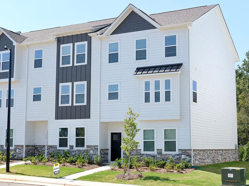 146 Towhee Branch Pl #E