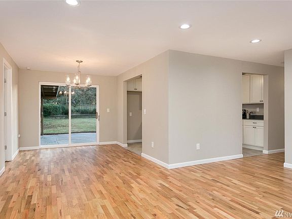 5th image of 4722 78th St E