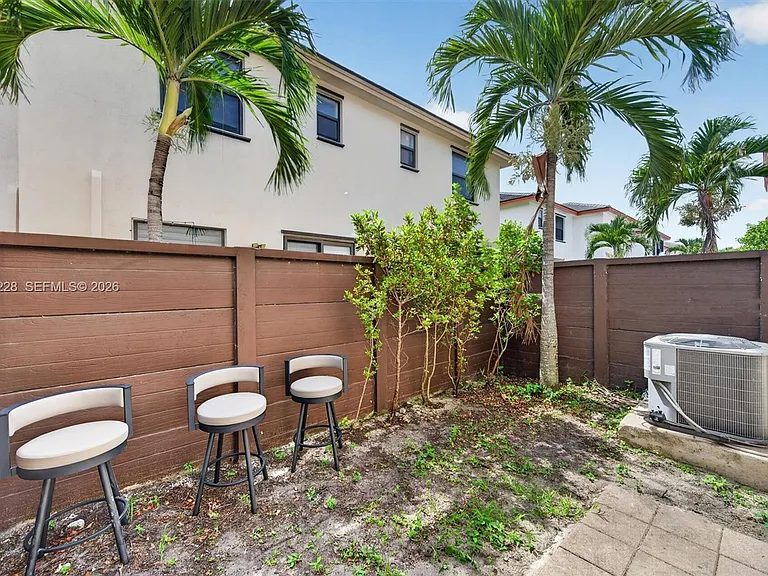 15841 NW 91st Ct — Photo 58