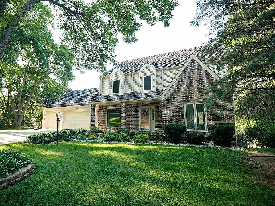 1st image of 27 Red Bridge Dr
