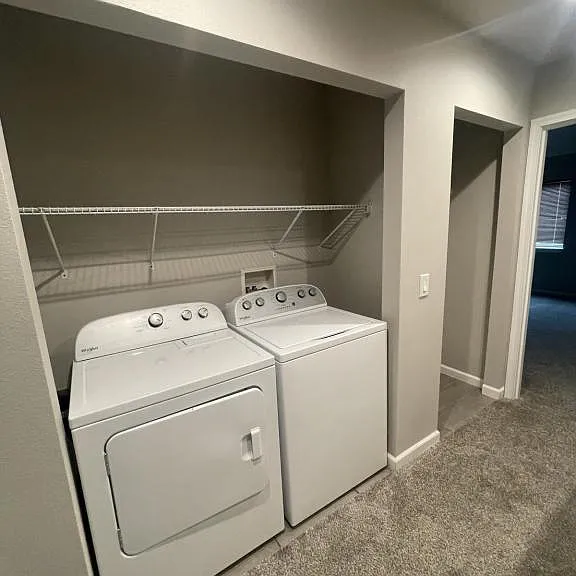 318 11th St SE #3 — Photo 12