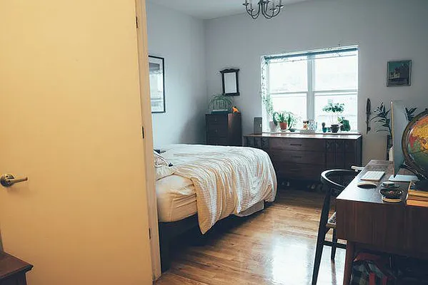 Rented by Signature Property Realty | media 19