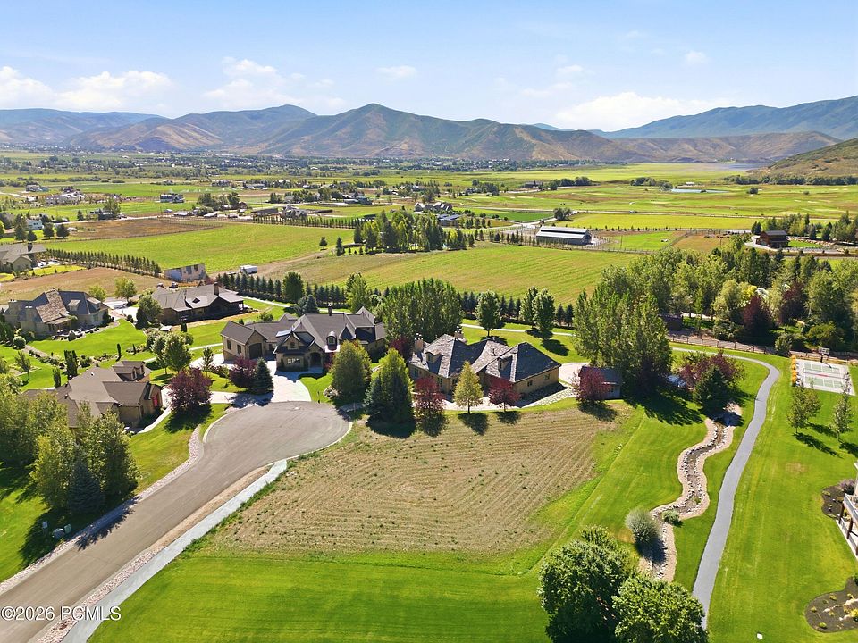 1st image of 1040 S Mont Blanc Ct