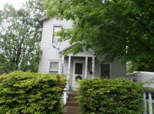 39 1st St, Glens Falls, NY 12801