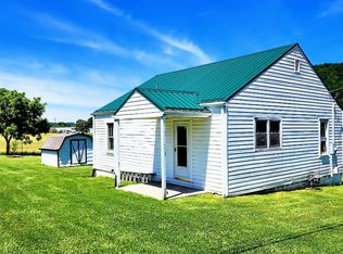 130 Pinehurst Ave, Rich Creek, VA 24147