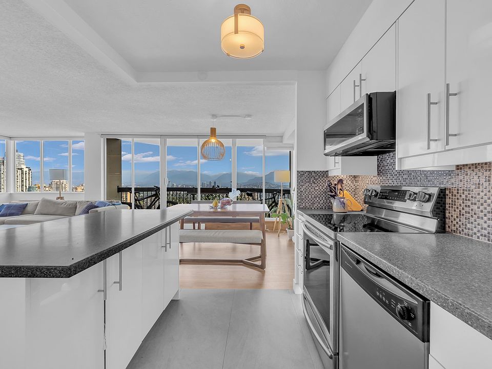 1st image of 6540 Burlington Ave #2006