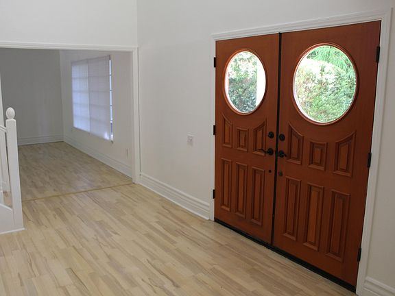 3rd image of 30600 Sicomoro Dr