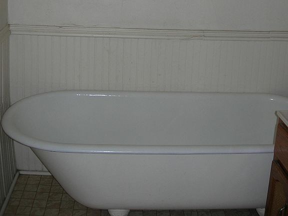 Clawfoot Tub