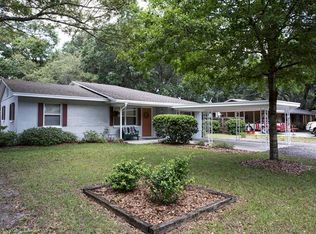 2040 Pleasant Acre Dr, Plant City, FL 33566