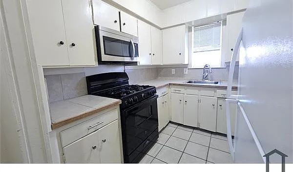 2 bed, 810 sqft, $1,099 — Photo 4