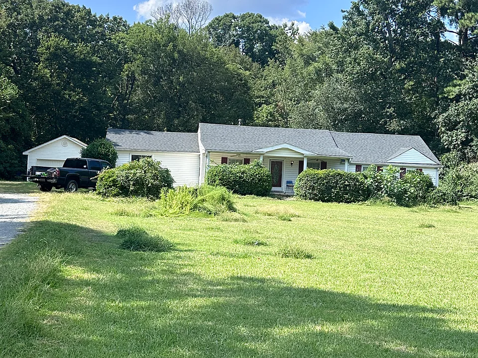 1827 Mount Holly Huntersville Rd