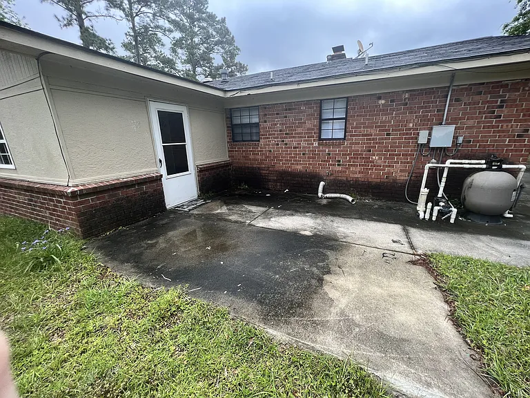 1103 Hickory St — Photo 44