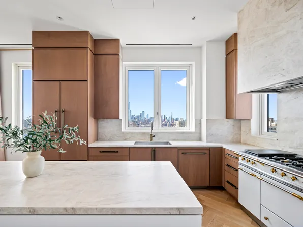 15 West 96th Street image 5 of 26