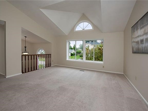 Living Room to Entry