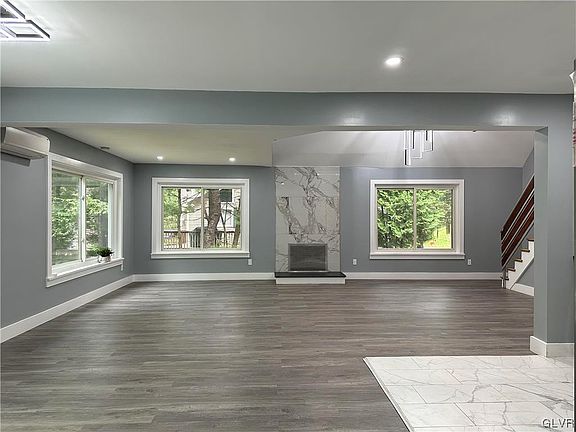 2nd image of 2048 Forest Lake Dr