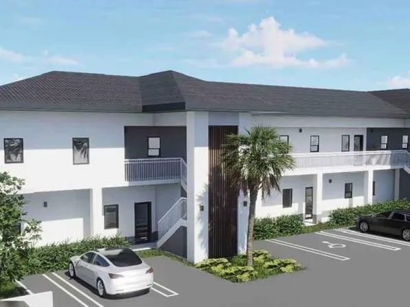 148 Cape Coral Pkwy W, Cape Coral, FL 33914