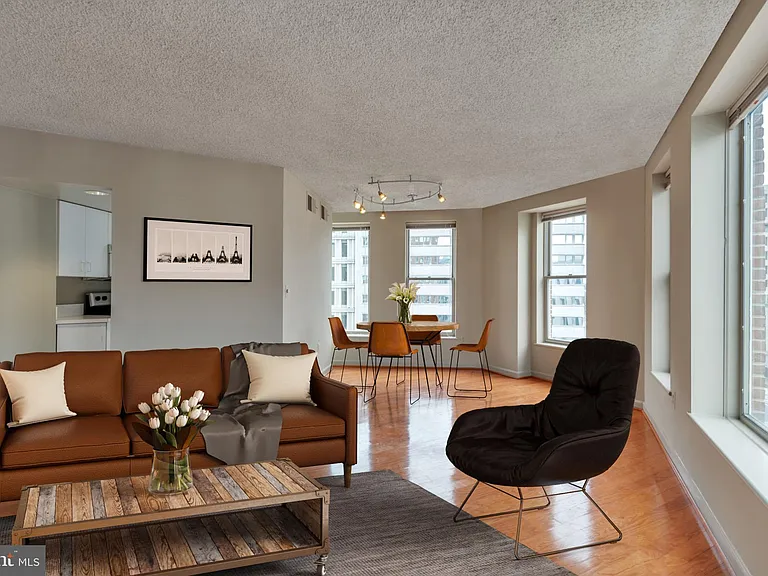 601 Pennsylvania Ave NW #805 — Photo 2