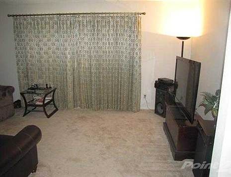 5th image of 2013 Schweitzer Dr