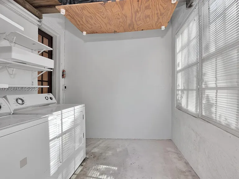 46 Montilla Ave #46 — Photo 27