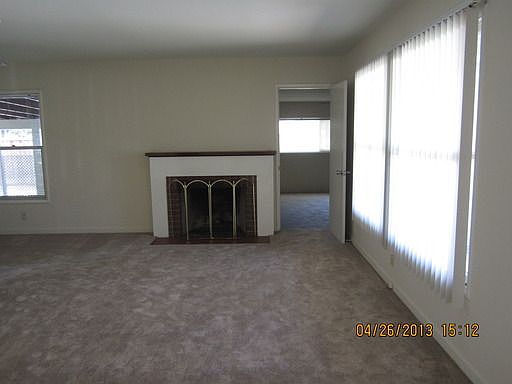 5th image of 381 Ardis Ave