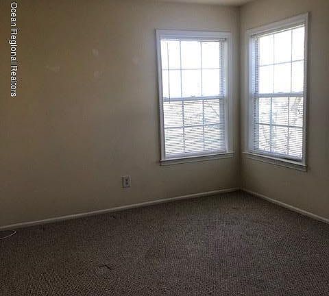 5th image of 138 Wellington Ct