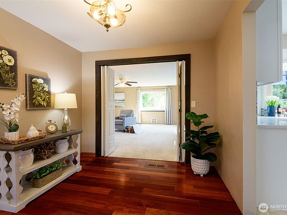 5th image of 20838 144th Avenue SE