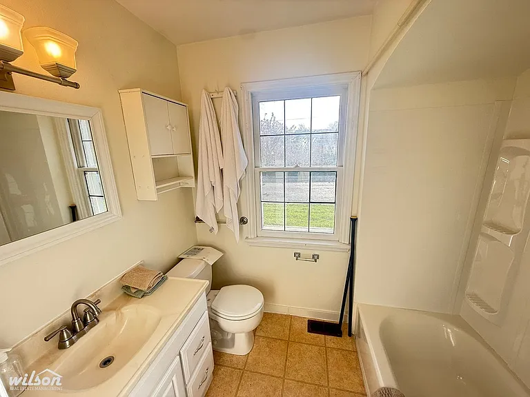 3401 W Yakima Ave — Photo 8