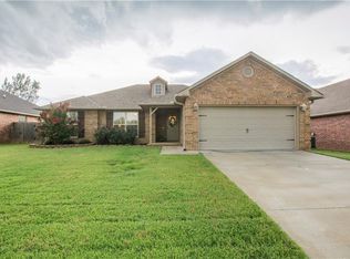1810 Yukon Dr, Barling, AR 72923