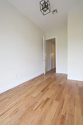 Rented by Brooklyn Group | media 20