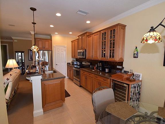 5th image of 1506 Maseno Dr
