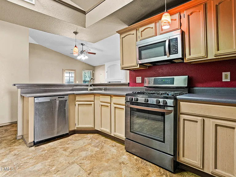 14069 Lago Seco Dr — Photo 31
