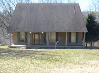 4320 Scotts Ferry Rd, Versailles, KY 40383