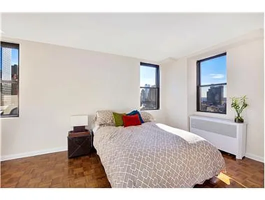 Sold by Douglas Elliman | media 15