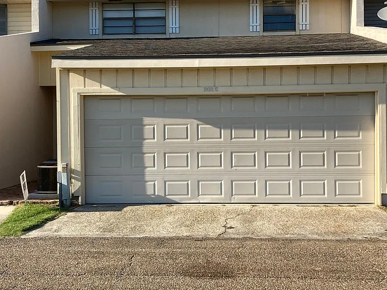 200 Dublin Cir #E — Photo 3
