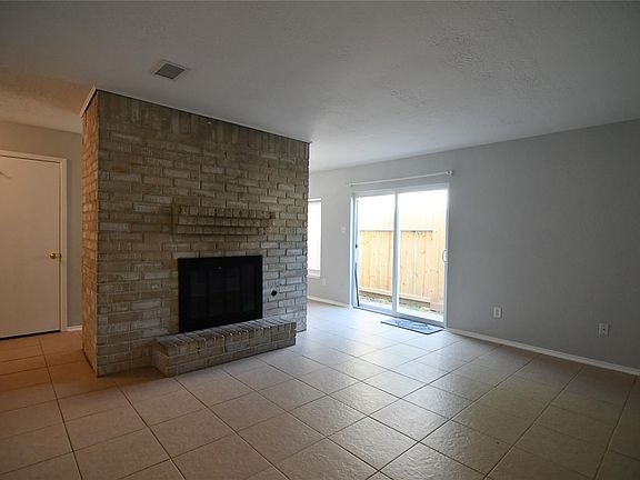 3rd image of 5434 Fawn Trail Ln