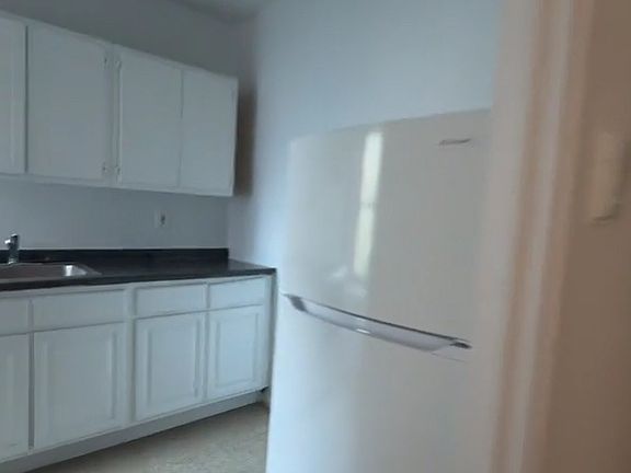 2nd image of 1230 Stadium Ave
