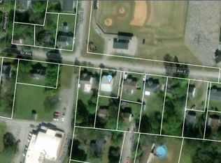 406 1st Ave E, Carthage, TN 37030