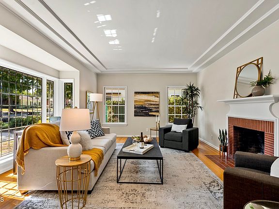 5th image of 1116 N Hidalgo Ave