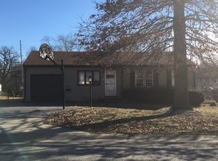 118 N Gilbert St, Independence, MO 64056