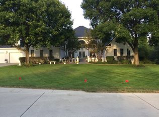 6700 Anns Ct, Lincoln, NE 68516