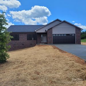 8222 Madison Ln, Hickory, NC, 28602