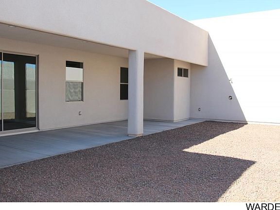 5th image of 120 N Cypress Dr