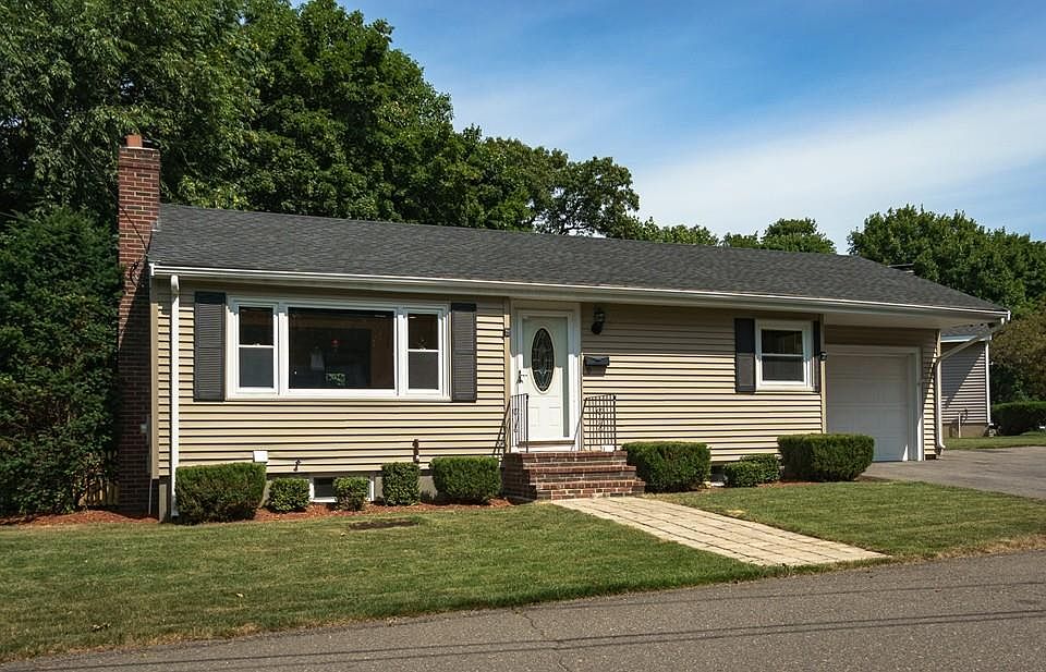 1st image of 19 Fellsmere St