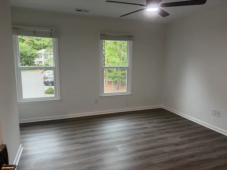 107 Weatherstone Dr #B — Photo 33