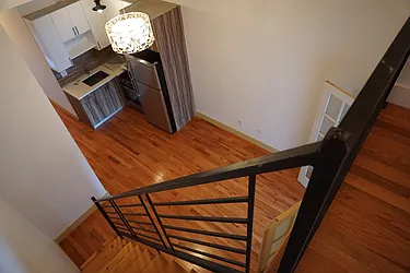 Rented by Rennit Inc.