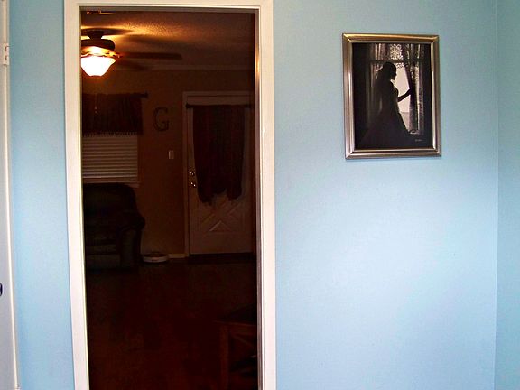 3rd image of 2912 Avenue J