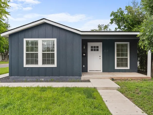407 Stephen St, Kerrville, TX 78028