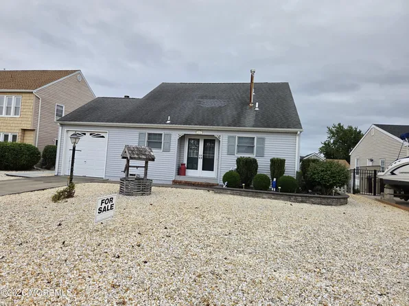 73 Ocean Gate Avenue, Bayville, NJ 08721