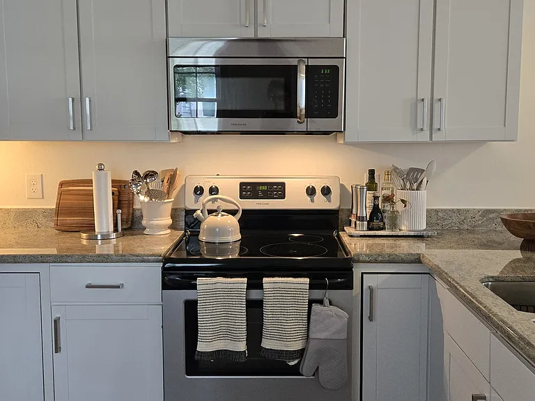 Kitchen, all essentials provided, ample storage space