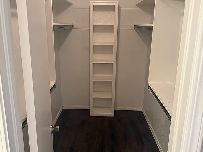 7441 S Atlanta Ave — Photo 10